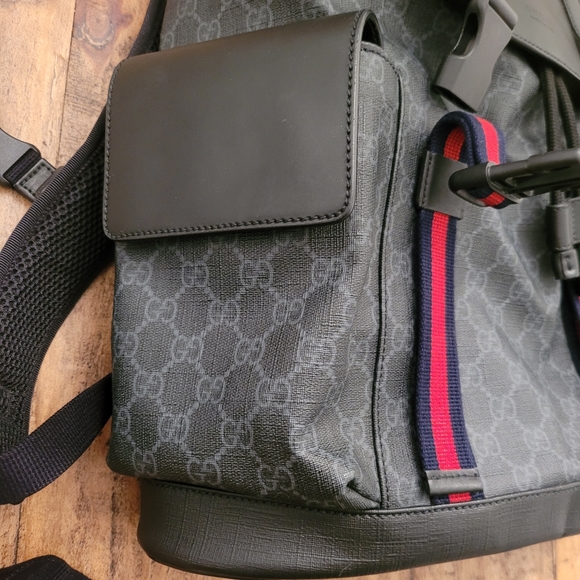 GUCCI Black/Grey Supreme Canvas Backpack- available in store $2,250 + tax - Picture 10 of 13